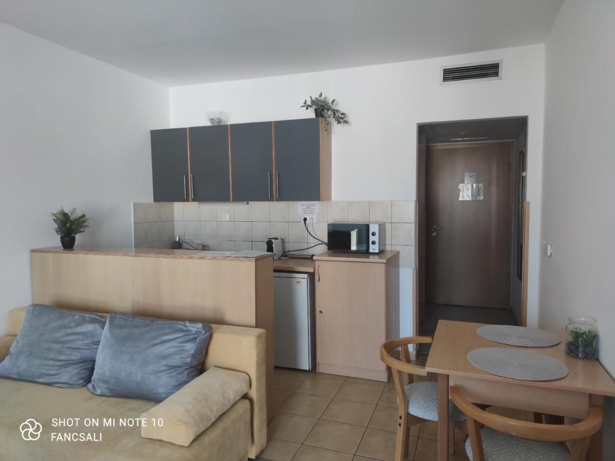 Bobita Apartman Zalakaros Exteriör bild