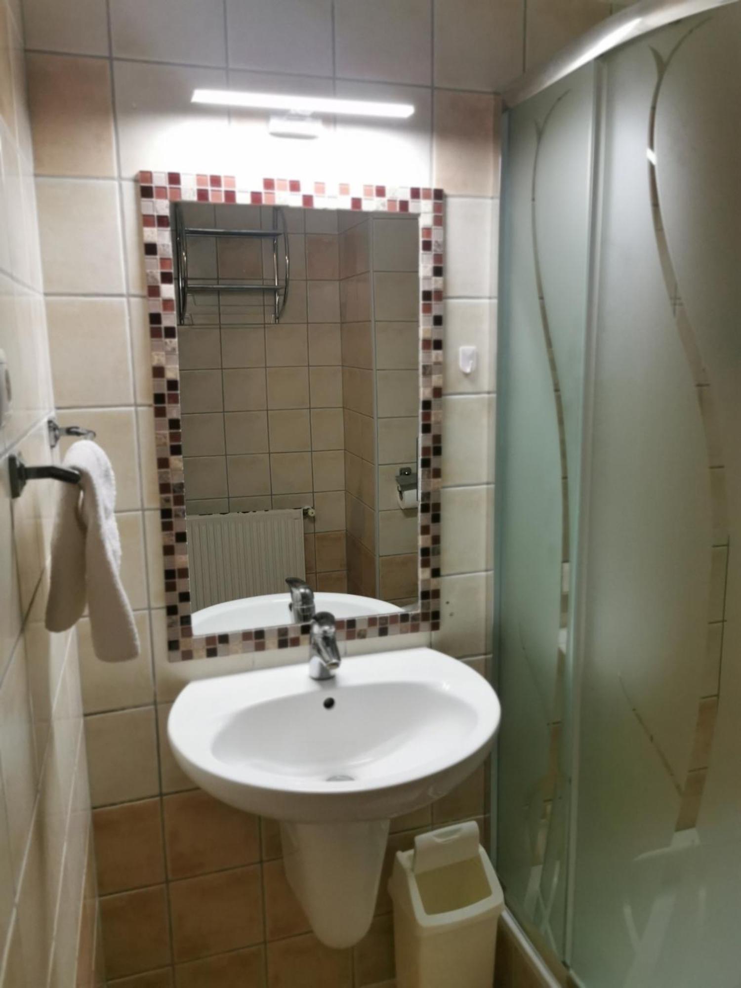 Bobita Apartman Zalakaros Exteriör bild